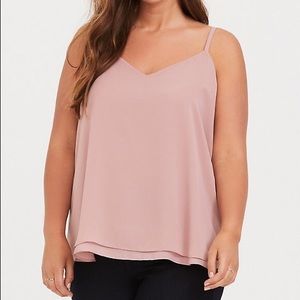 Pink wavy tank top